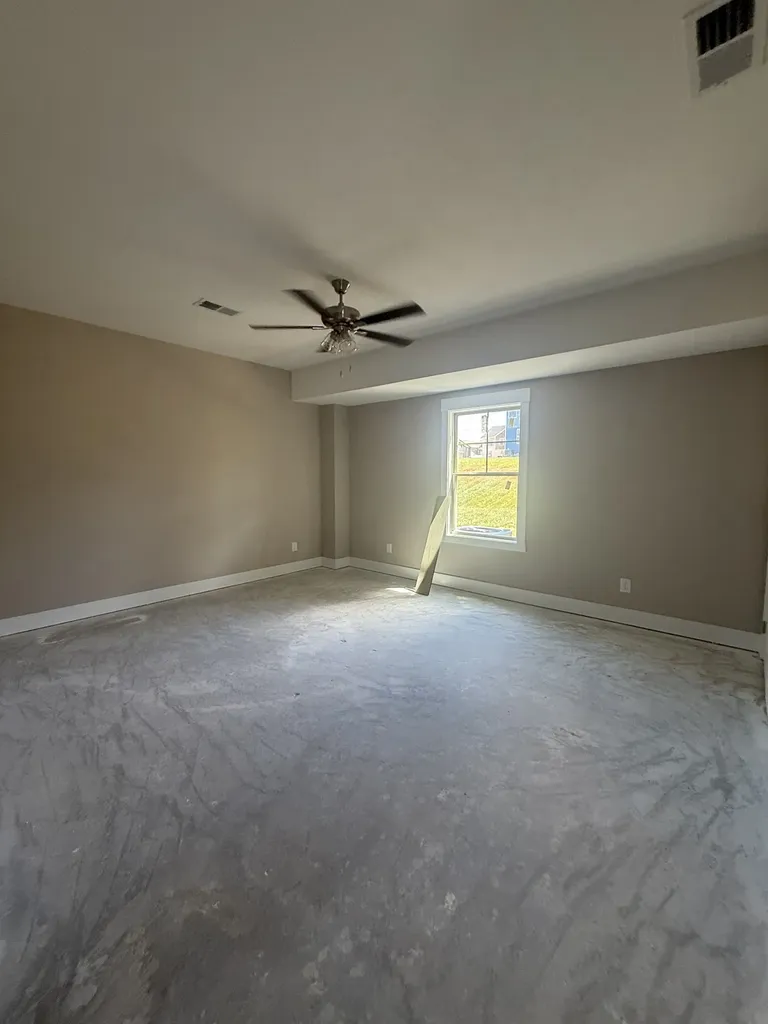 350 Cardinal Creek Clarksville TN 37040