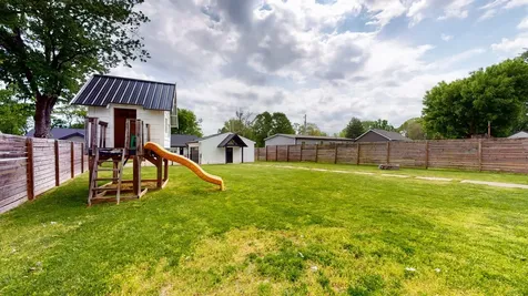 4259 Church Street Greenbrier TN 37073
