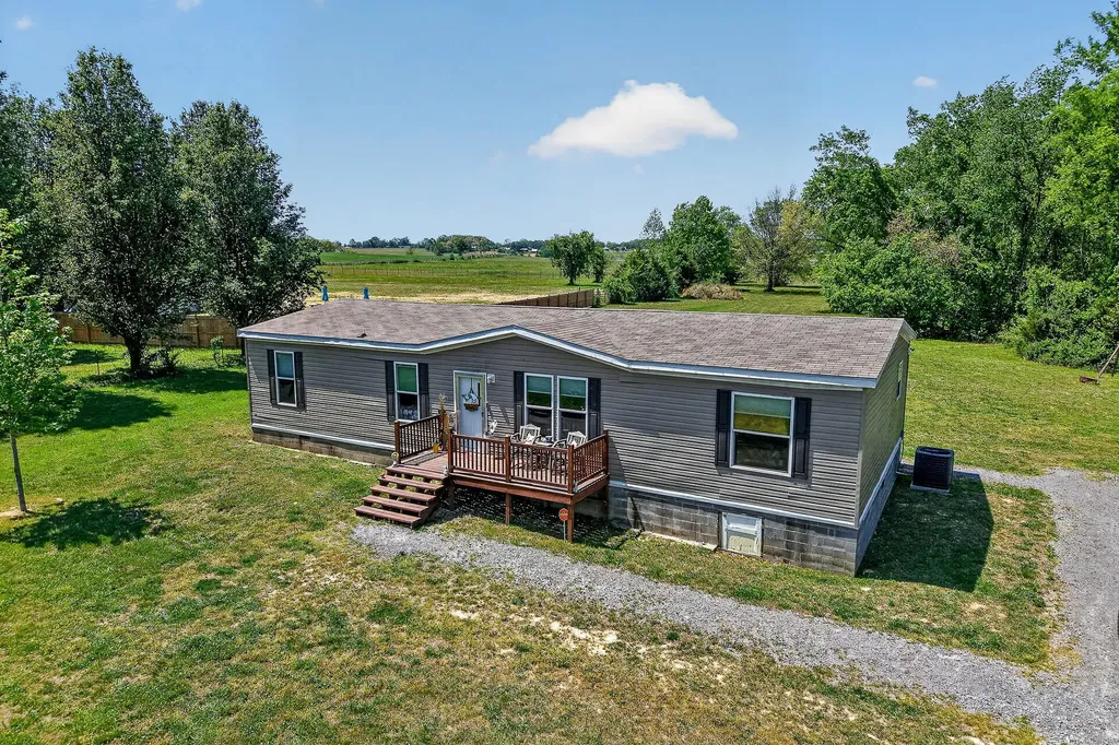 372 E Airport Drive Mcminnville TN 37110