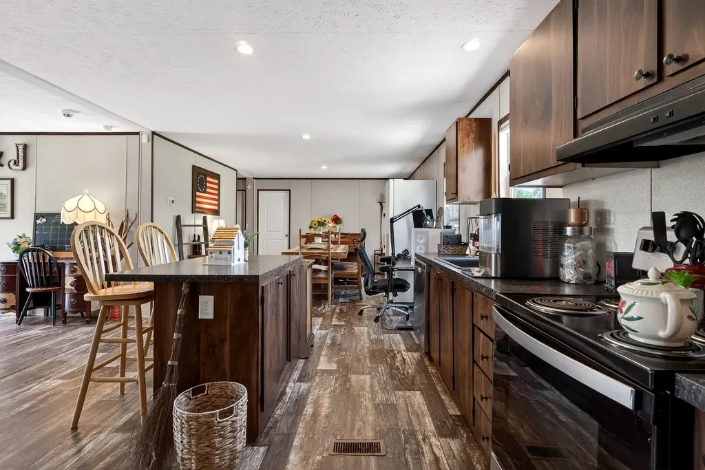 372 E Airport Drive Mcminnville TN 37110