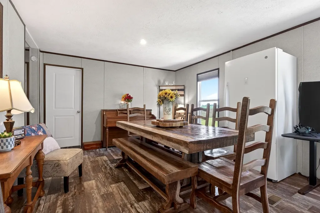 372 E Airport Drive Mcminnville TN 37110