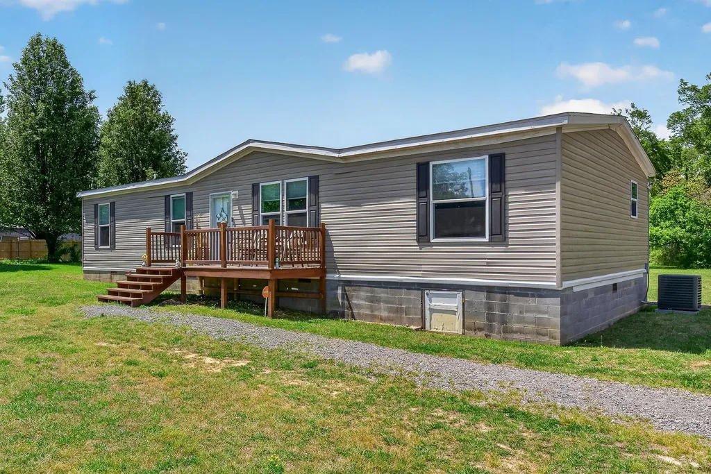 372 E Airport Drive Mcminnville TN 37110