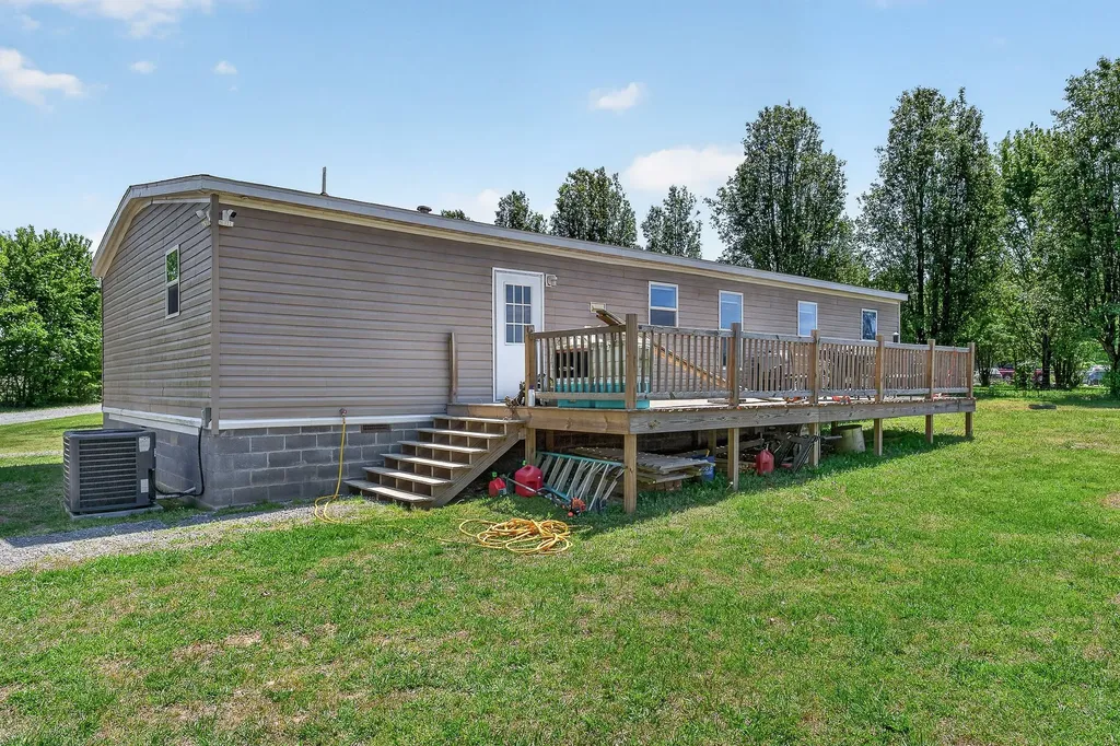 372 E Airport Drive Mcminnville TN 37110