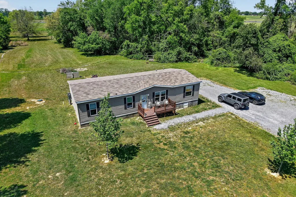 372 E Airport Drive Mcminnville TN 37110