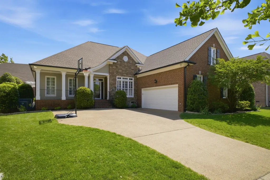 745 Fountainwood Boulevard Franklin TN 37064
