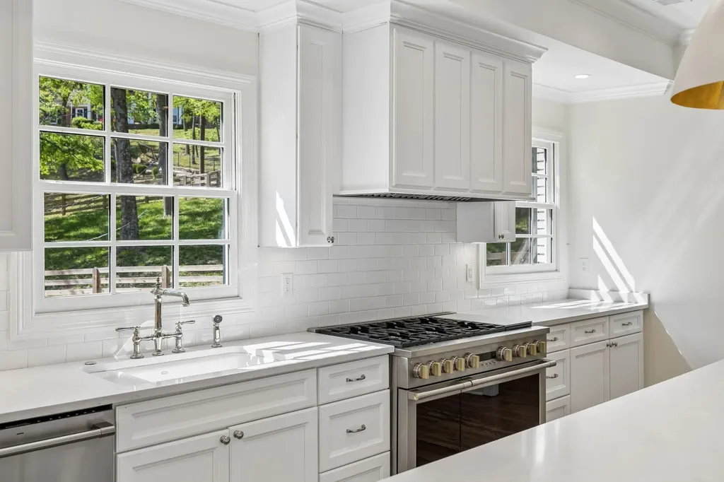5622 Hillview Drive Brentwood TN 37027