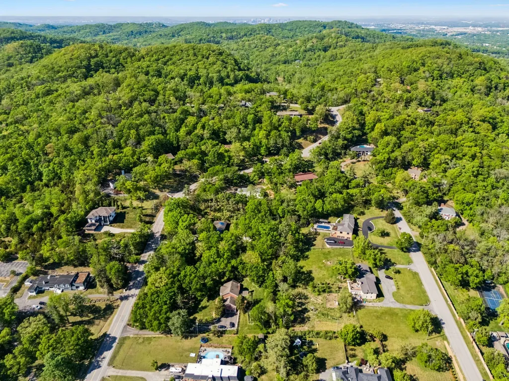 5622 Hillview Drive Brentwood TN 37027