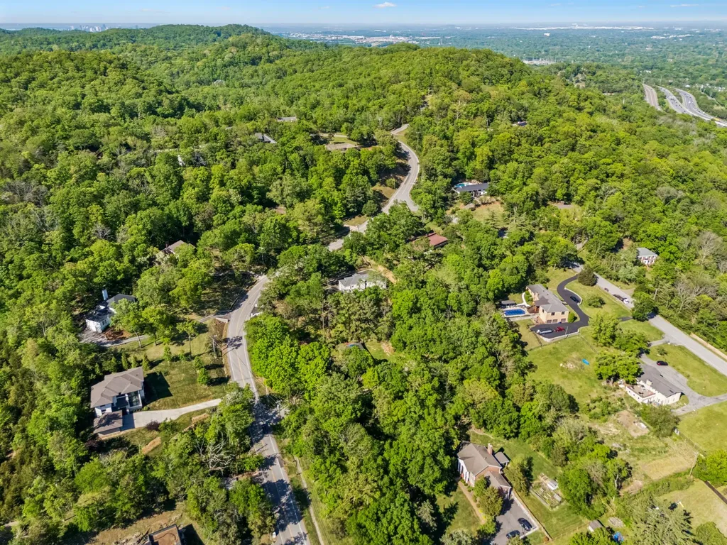 5622 Hillview Drive Brentwood TN 37027