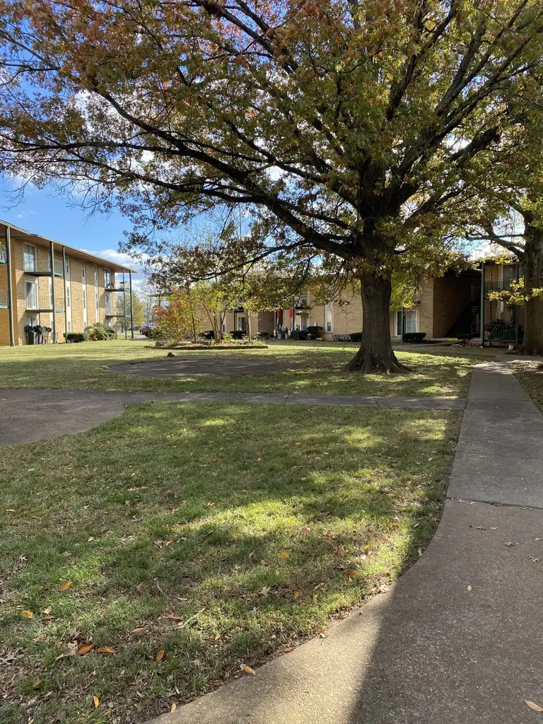 555 N Dupont Avenue Madison TN 37115