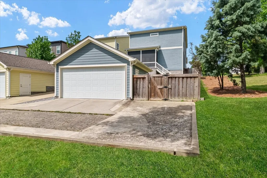 2617 Barclay Drive Nashville TN 37206