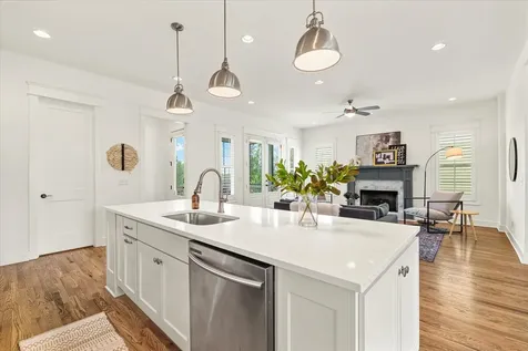 2617 Barclay Drive Nashville TN 37206