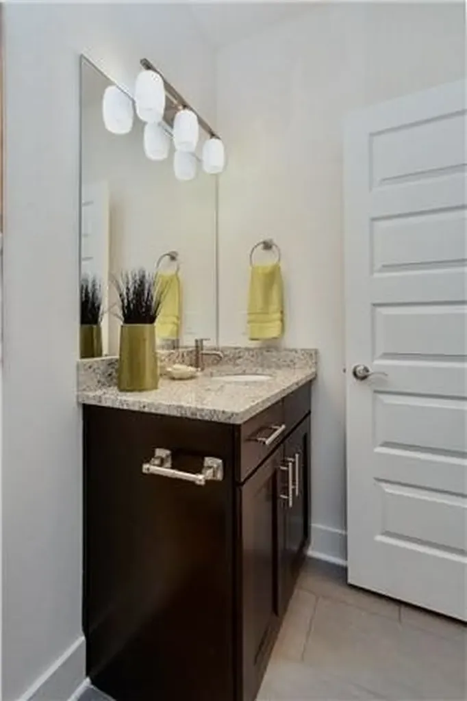 1820 Wildwood Avenue Nashville TN 37212