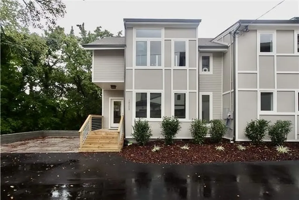 1820 Wildwood Avenue Nashville TN 37212
