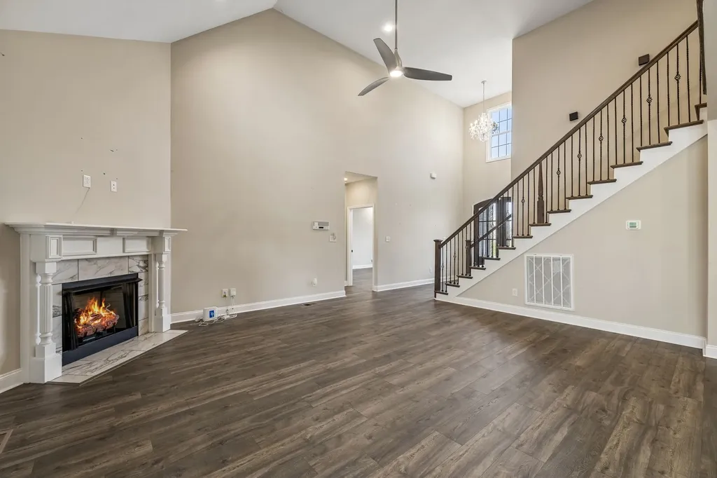 333 Clarabelle Lane Clarksville TN 37040