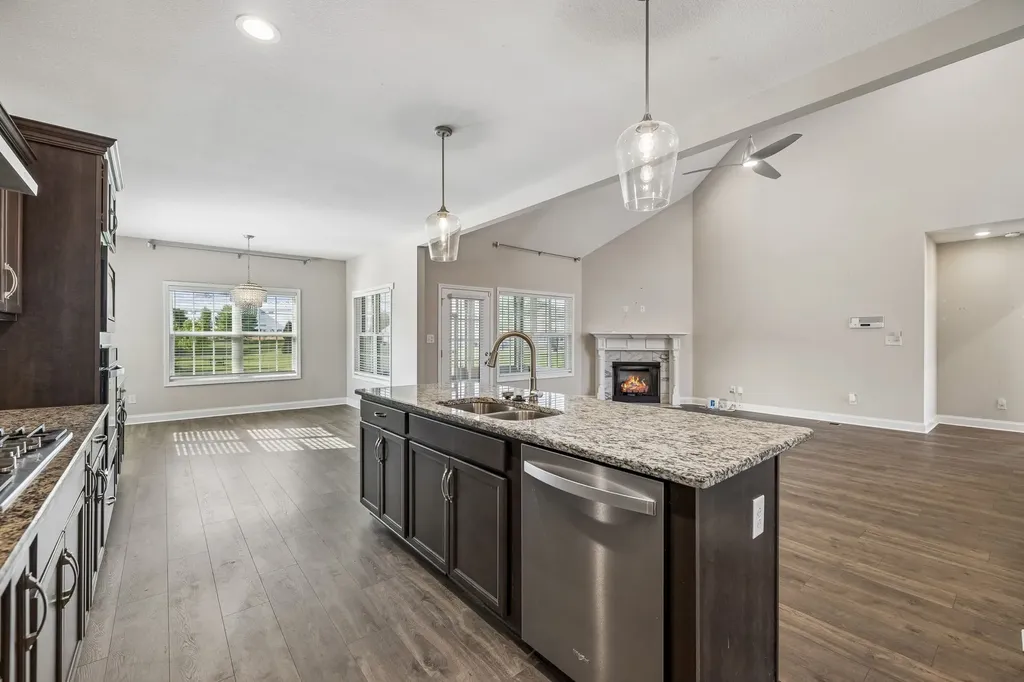 333 Clarabelle Lane Clarksville TN 37040