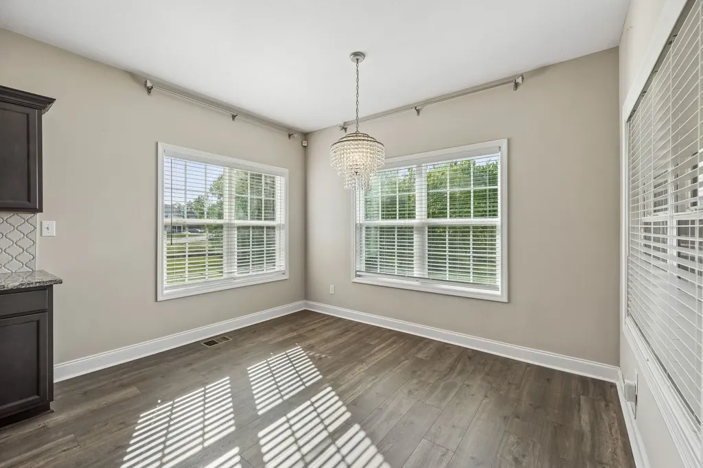 333 Clarabelle Lane Clarksville TN 37040