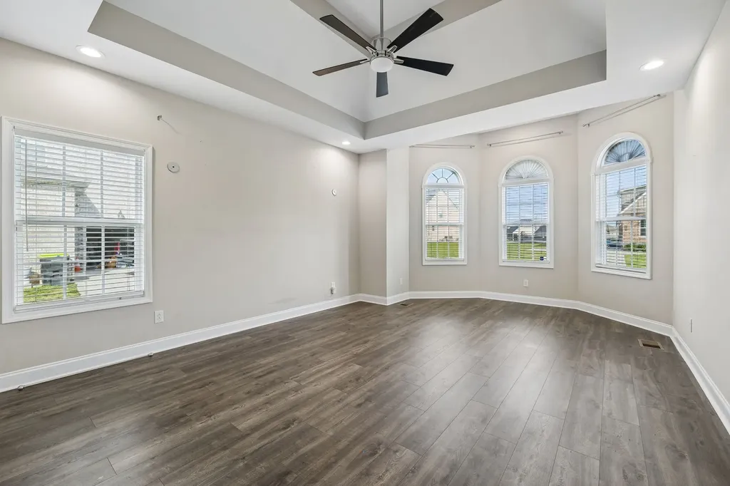 333 Clarabelle Lane Clarksville TN 37040