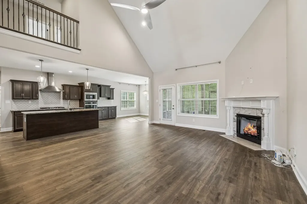 333 Clarabelle Lane Clarksville TN 37040