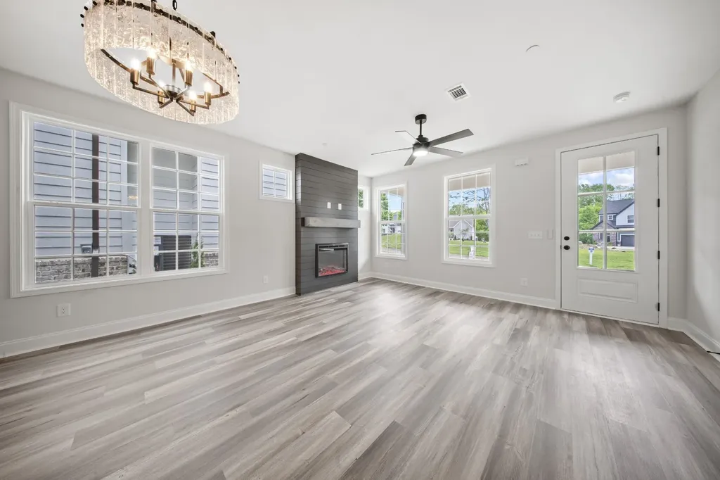 130 Gower Street Pleasant View TN 37146