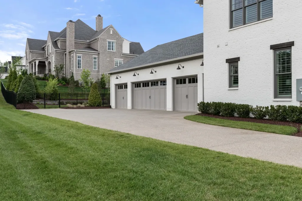 1701 Southwick Drive Brentwood TN 37027