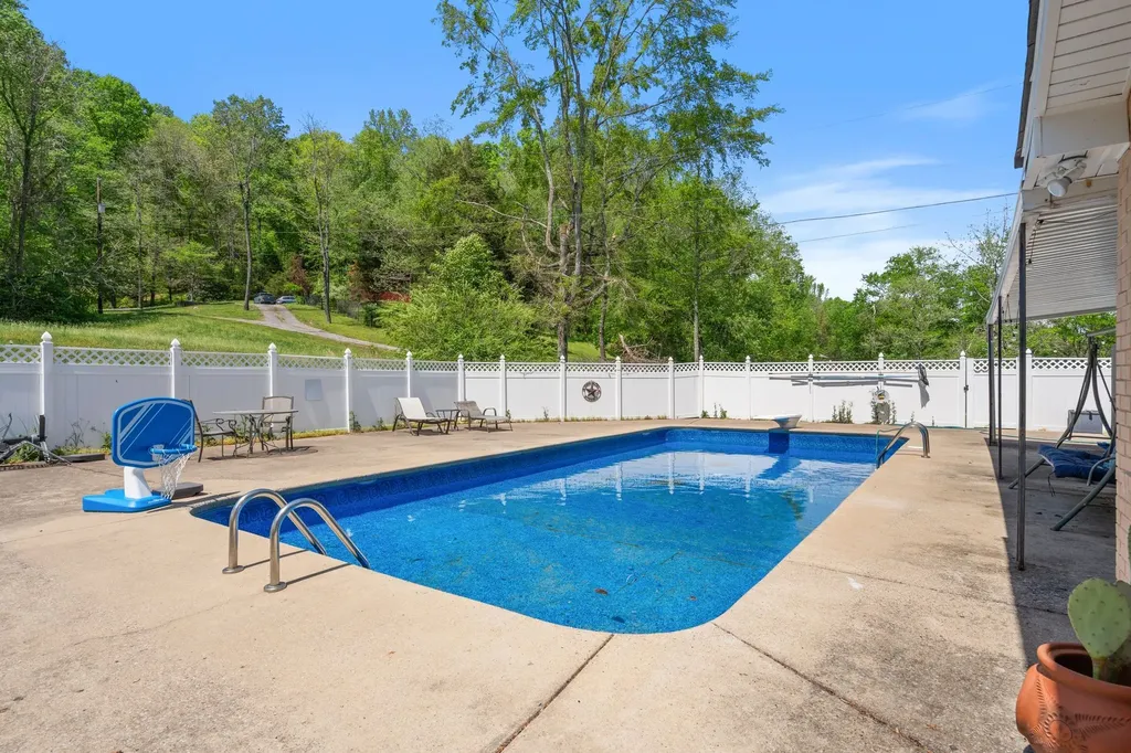 1142 Indian Springs Road Pegram TN 37143