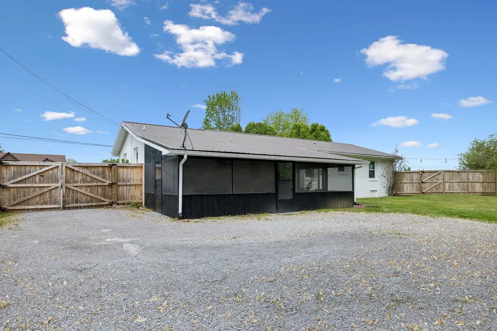 2857 Barfield Road Murfreesboro TN 37128