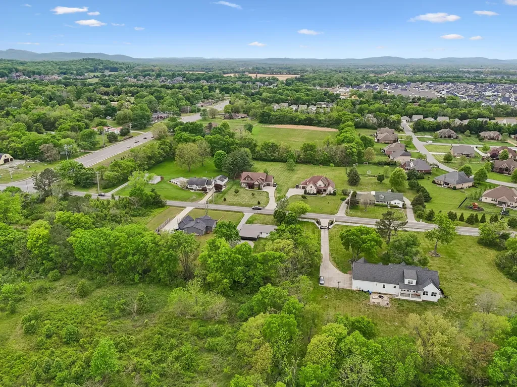 2857 Barfield Road Murfreesboro TN 37128