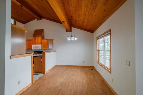 1927 Laurel Lake Drive Monteagle TN 37356