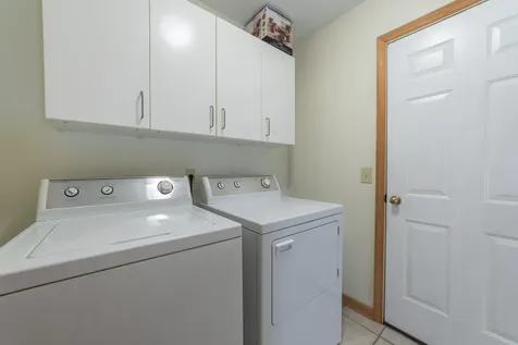 1927 Laurel Lake Drive Monteagle TN 37356