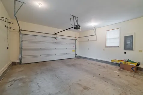 1927 Laurel Lake Drive Monteagle TN 37356