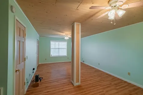 1927 Laurel Lake Drive Monteagle TN 37356