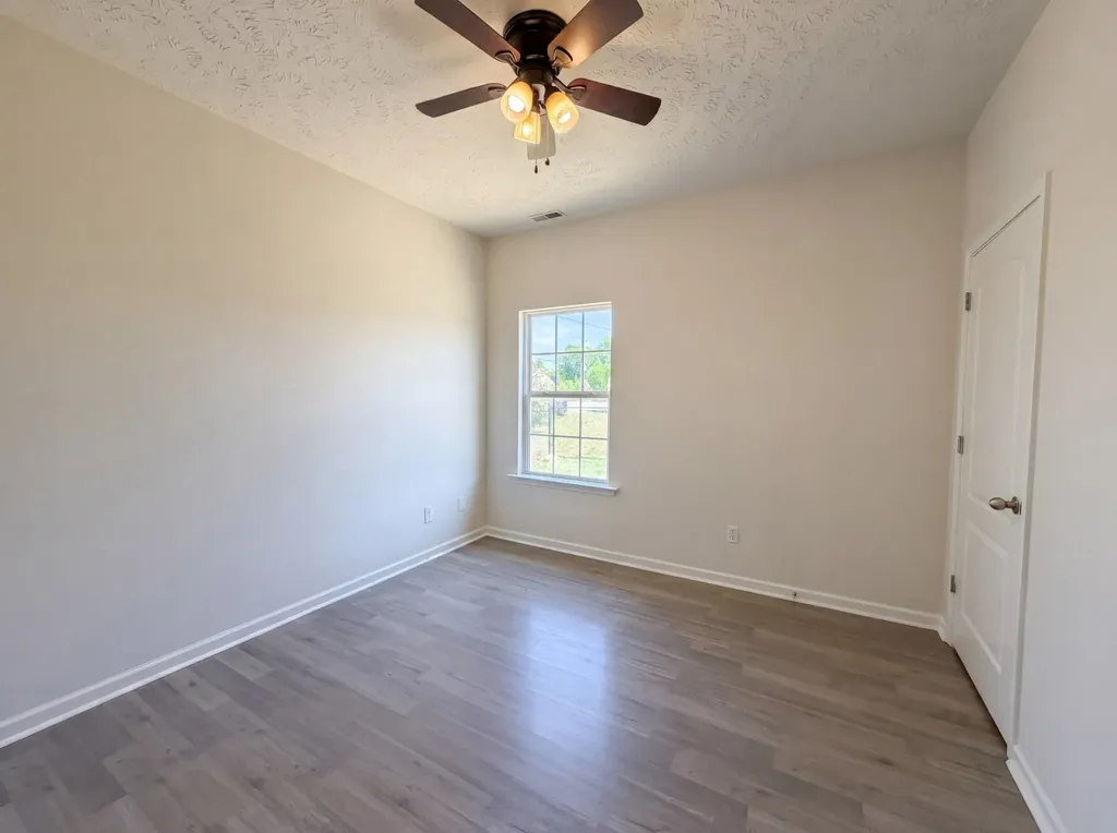 425 Long Creek Drive Christiana TN 37037