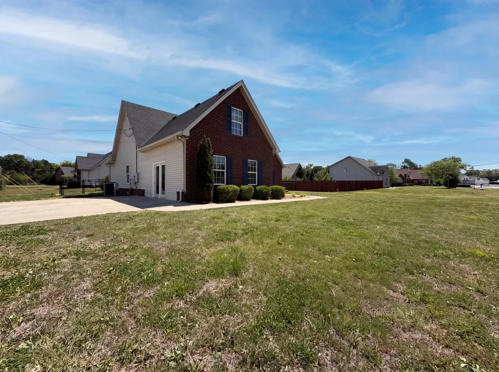 425 Long Creek Drive Christiana TN 37037