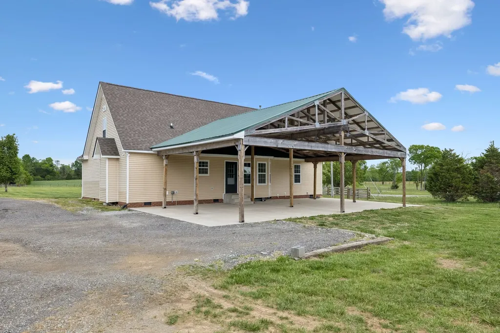 1985 Egypt Road Chapel Hill TN 37034