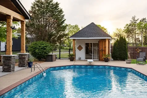95 Old 25 Loop Castalian Springs TN 37031