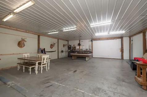 95 Old 25 Loop Castalian Springs TN 37031