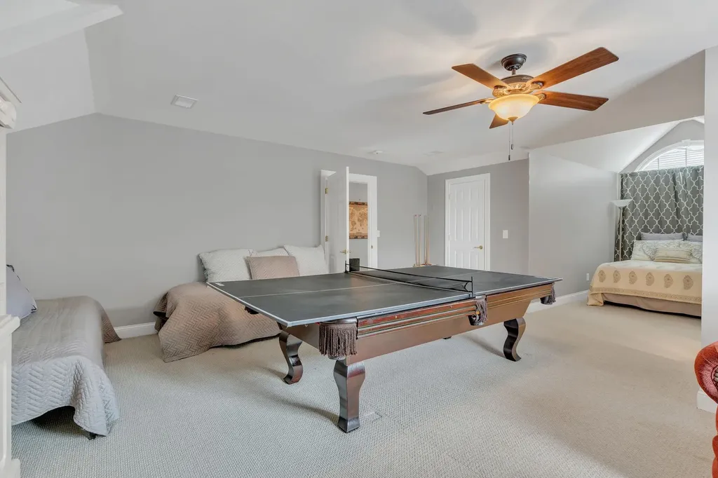 1046 Isaac Franklin Drive Gallatin TN 37066