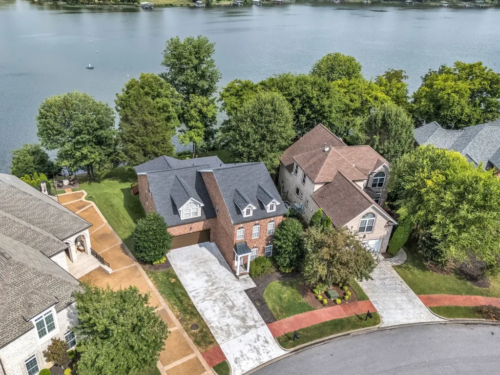 1046 Isaac Franklin Drive Gallatin TN 37066