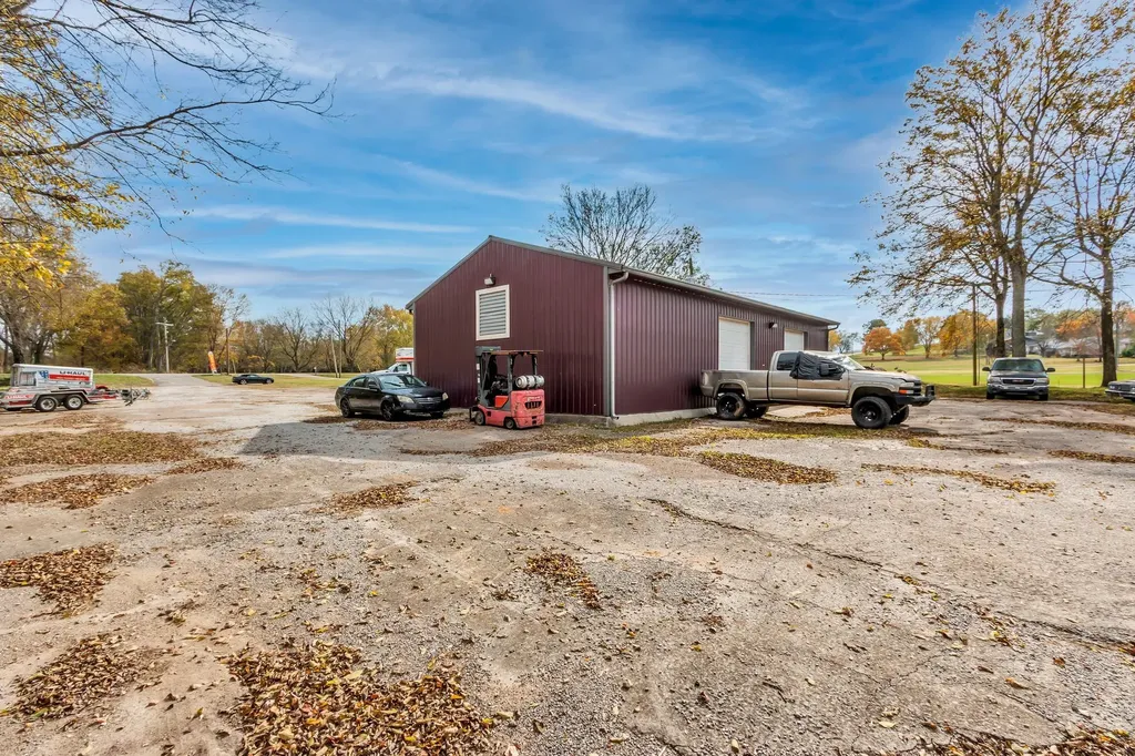 6522 Polk Lane Columbia TN 38401