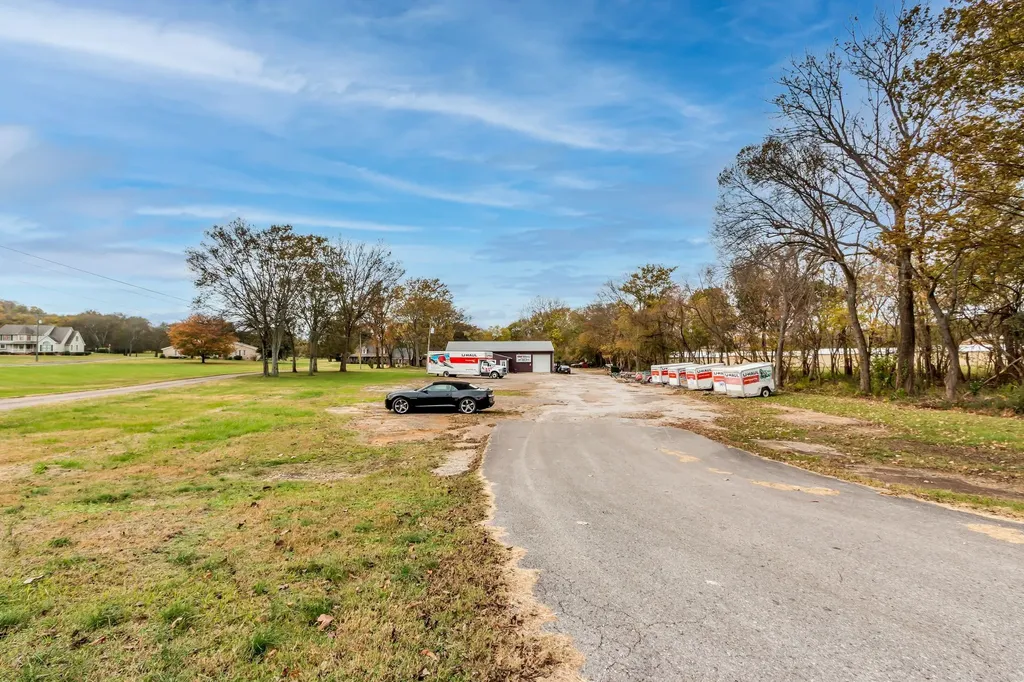 6522 Polk Lane Columbia TN 38401