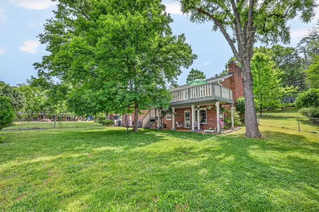 108 Ervin Street Hendersonville TN 37075