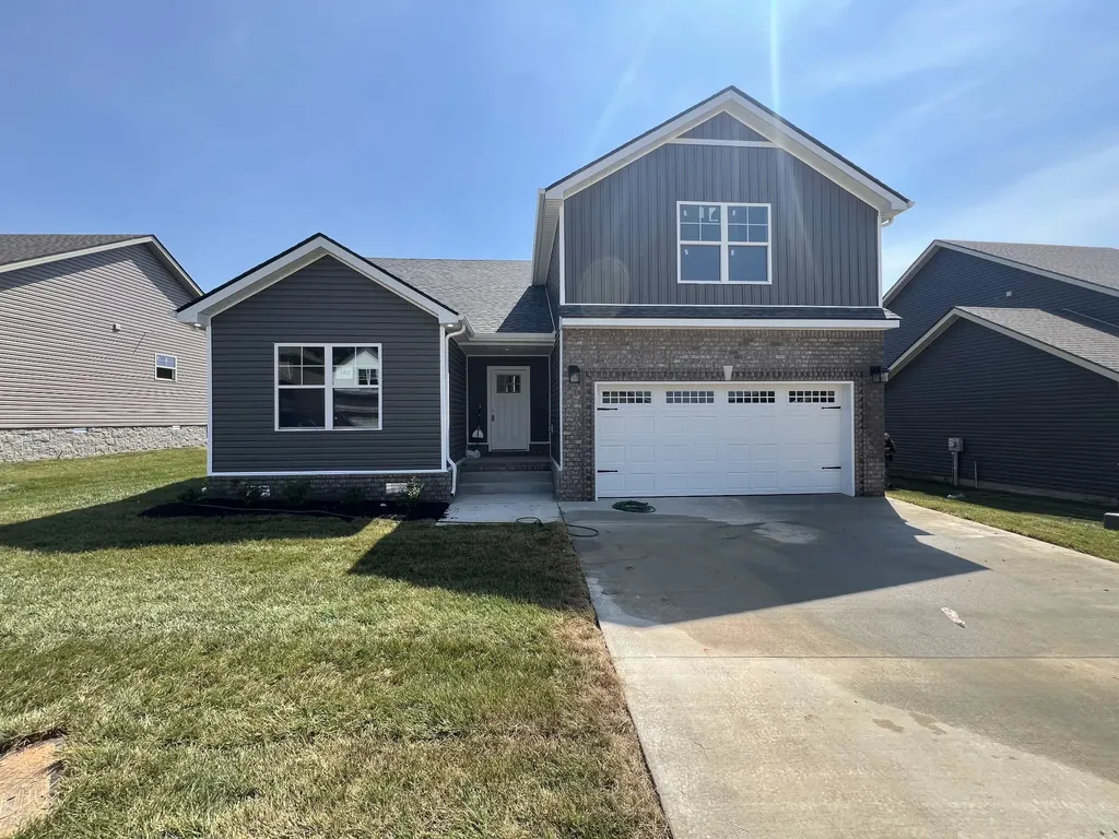 342 Cardinal Creek Clarksville TN 37040