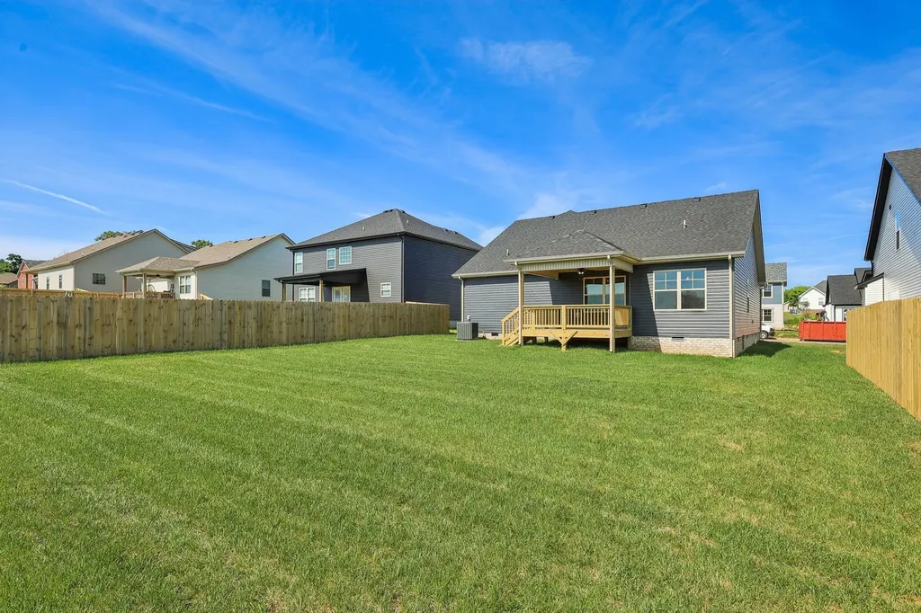342 Cardinal Creek Clarksville TN 37040