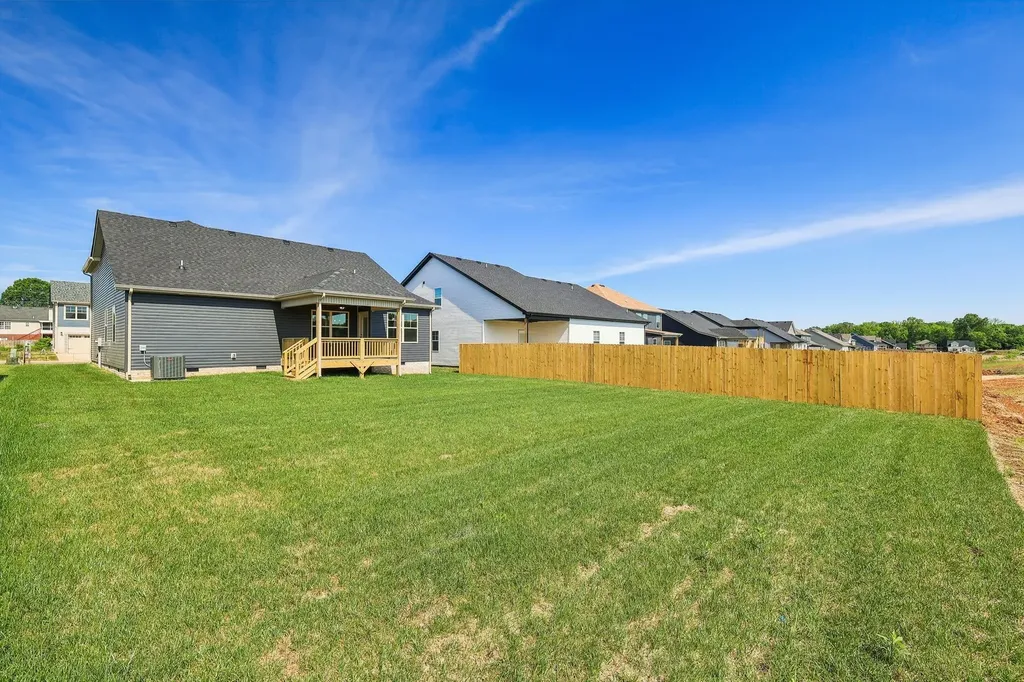 342 Cardinal Creek Clarksville TN 37040