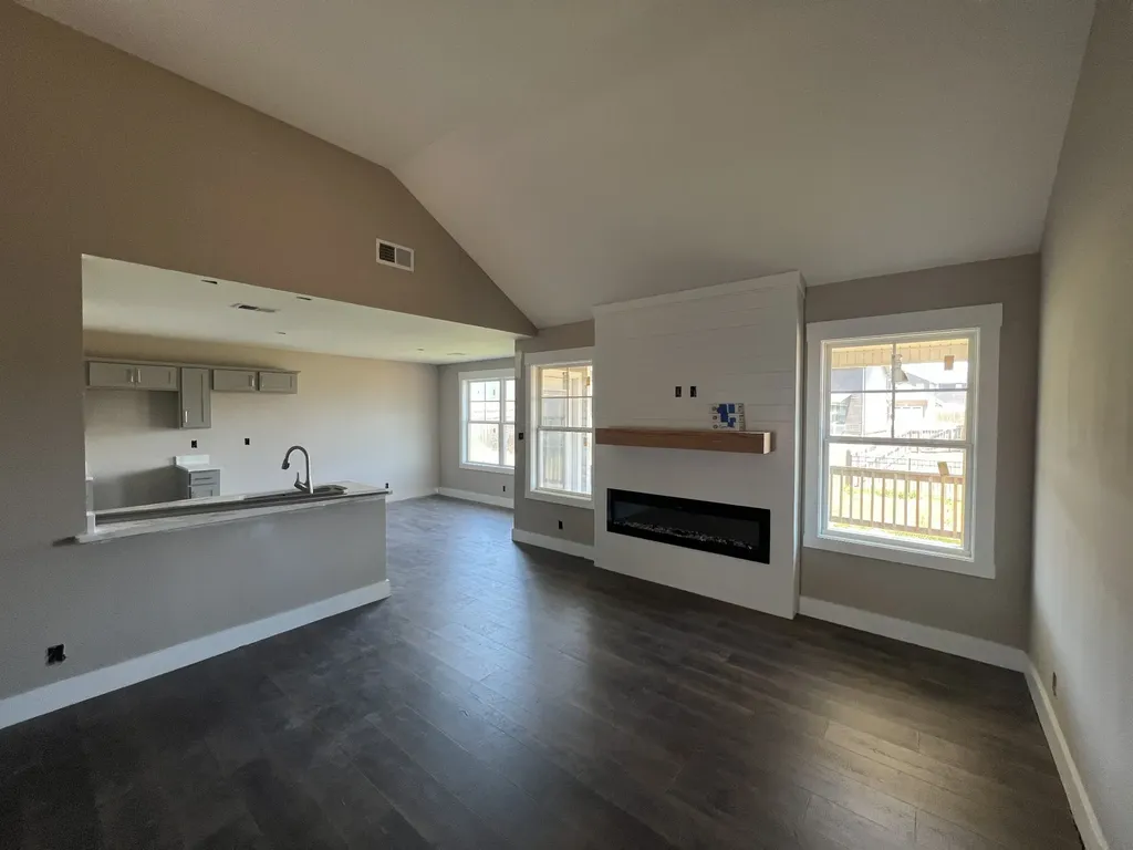 342 Cardinal Creek Clarksville TN 37040