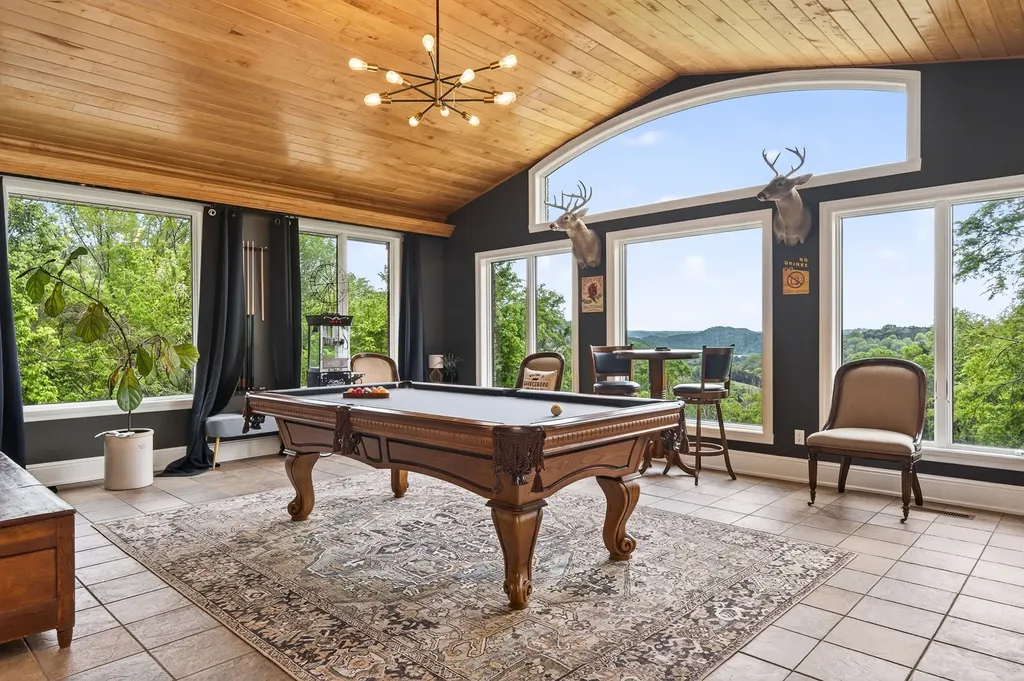 360 Long Hollow Lane Gainesboro TN 38562