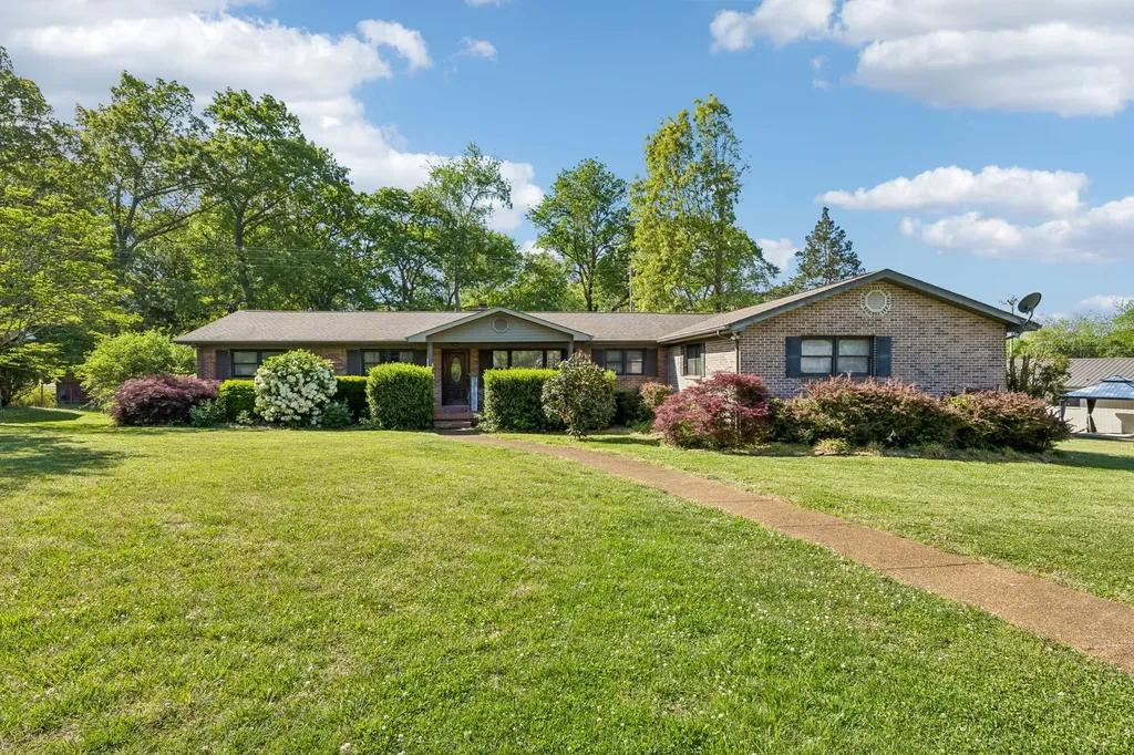 205 Houghton Drive Winchester TN 37398