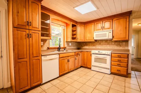 20510 Old Elkmont Road Athens AL 35614