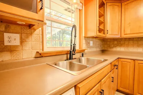 20510 Old Elkmont Road Athens AL 35614