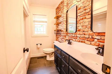 20510 Old Elkmont Road Athens AL 35614